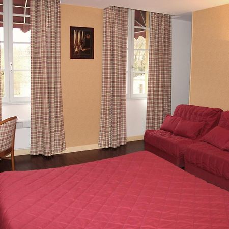 Logis Des Trois Maures Couches Exterior foto