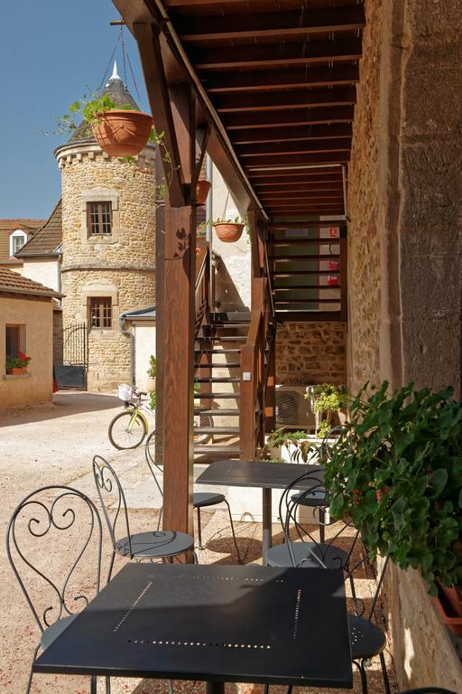 Logis Des Trois Maures Couches Exterior foto