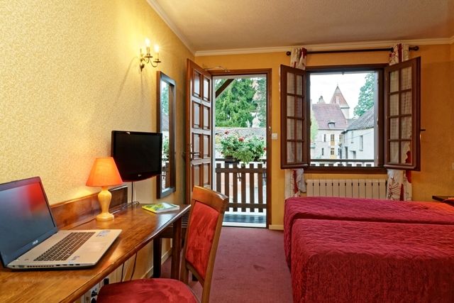 Logis Des Trois Maures Couches Exterior foto